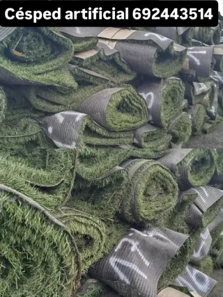 Césped artificial enrollado