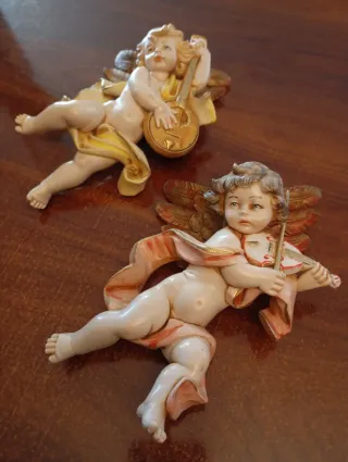 Figuras de ángeles decorativas