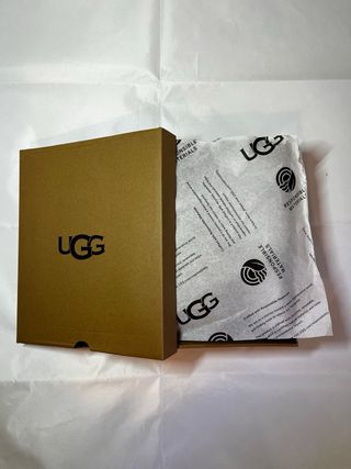 Botas UGG Classic Ultra Mini Platform Marrón