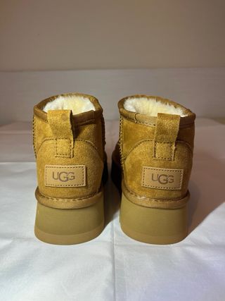 Botas UGG Classic Ultra Mini Platform Marrón