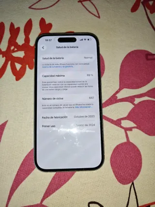 iPhone 15 128GB + AirPods