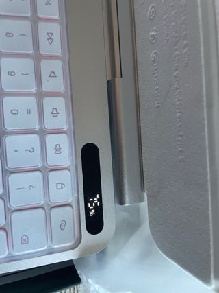 Bettdow A1935 Tastiera Magnetica per iPad