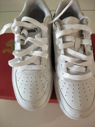 Puma Blancas y Verdes . Originales a estrenar