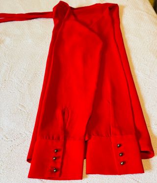 Blusa Zara Roja Elegante con Lazada