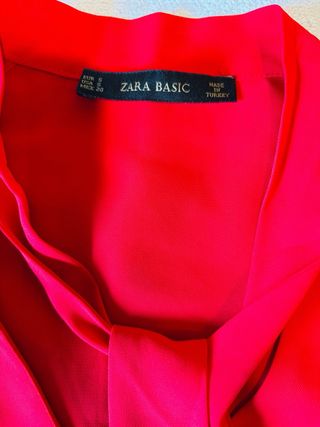 Blusa Zara Roja Elegante con Lazada