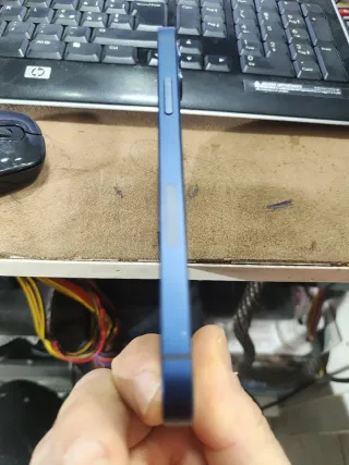 Scocca iPhone 12 Blu