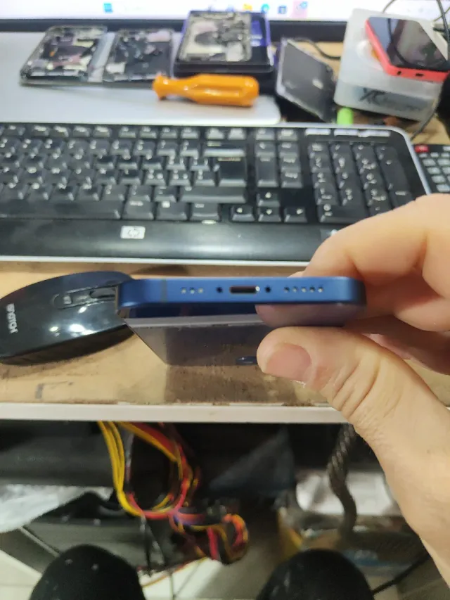 Scocca iPhone 12 Blu