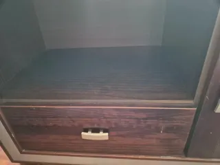 Mueble TV madera y plateado