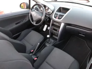 Peugeot 207 2007