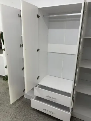 Armario 4 puertas con espejo