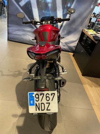 Triumph Street Triple 765 RS