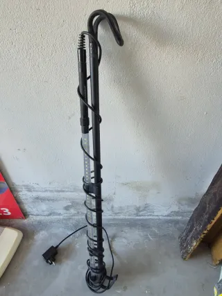 Barra led coche bajo capó