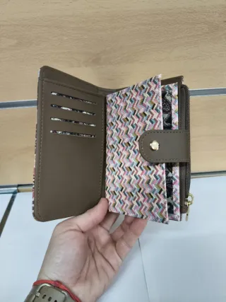 Conjunto Cartera y Tarjetero Estampado