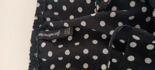 Mono corto lunares negro y blanco Stradivarius T.S