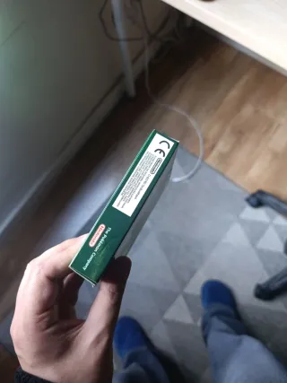 Caja Pokémon Esmeralda Game Boy Advance