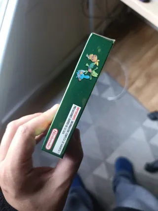 Caja Pokémon Esmeralda Game Boy Advance