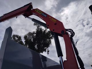 MAN TGM 18 290-CAMIONES GRUA