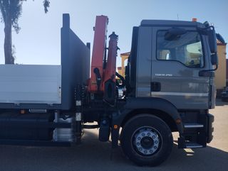 MAN TGM 18 290-CAMIONES GRUA