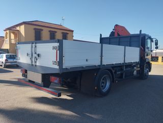 MAN TGM 18 290-CAMIONES GRUA