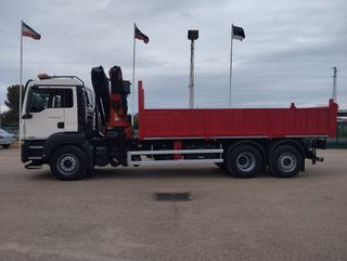 MAN TGM 33 440-CAMIONES GRUA