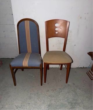 Juego de 2 sillas de madera y tela