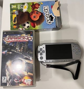 Sony PSP Plata + 5 juegos
