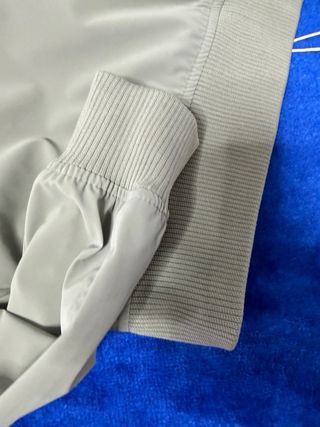 Chaqueta Zara Bomber verde kaki claro