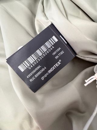 Chaqueta Zara Bomber verde kaki claro