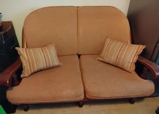 Mueble de salón de madera