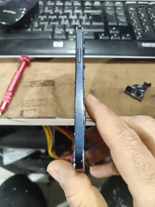 Scocca iPhone 12 Blu