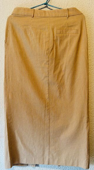 Falda midi Zara beige rayas finas