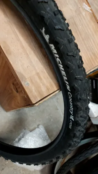 Cubierta Michelin Country Trail 26x2.00 MTB