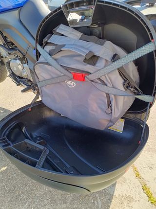 Suzuki Vstrom 650 Azul