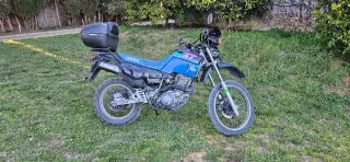 Yamaha XT 600 Enduro Negra/Azul
