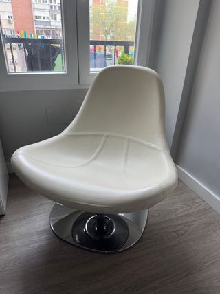 Butaca giratoria polipiel blanca