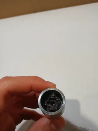 Tornillos Antirrobo Ruedas M12x1.5 22.1 mm McGard