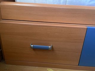 Cama individual con cajones