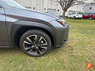Lexus UX 2.0 250h Business