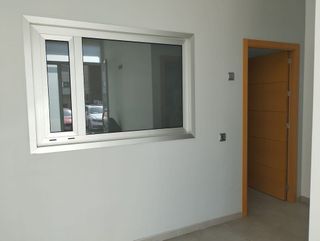 Local comercial en venta en Montequinto en Dos Hermanas