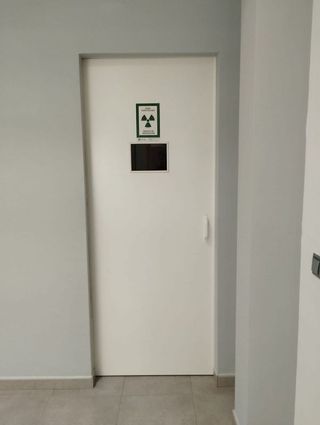 Local comercial en venta en Montequinto en Dos Hermanas