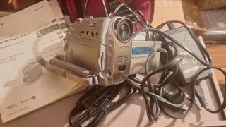 Videocamera Sony Handycam DCR-HC30E