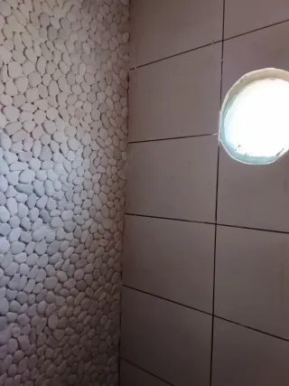 Hola busco trabajo de limpiador soy mui bueno