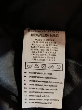 Abrigo Geographical Norway Rojo casi nuevo.