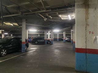 Garaje en venta en El Camp de l'Arpa del Clot en Barcelona