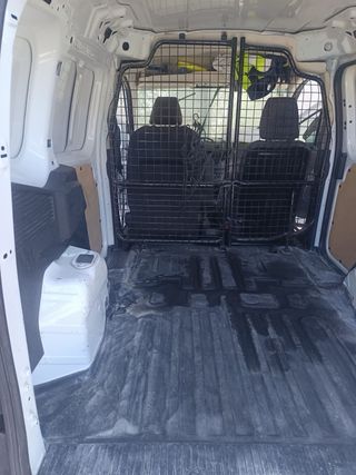 Ford Transit Courier 2017