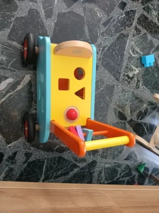 Correpasillos madera Montessori