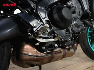 YAMAHA MT 09