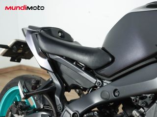 YAMAHA MT 09