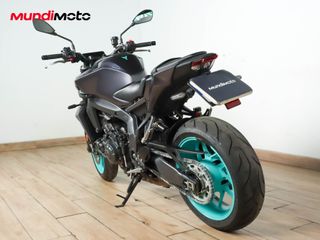 YAMAHA MT 09