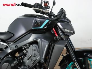 YAMAHA MT 09